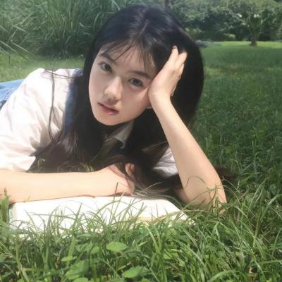 在上帝赐予的土地上游玩 海报